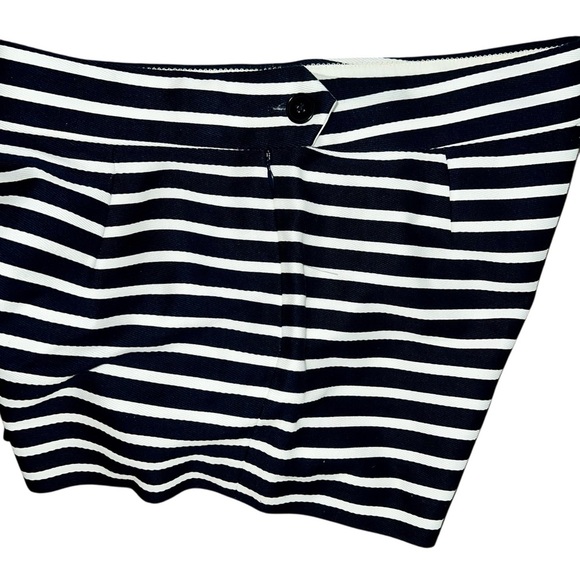 Navy and White Striped Shorts size 8 - Picture 3 of 7